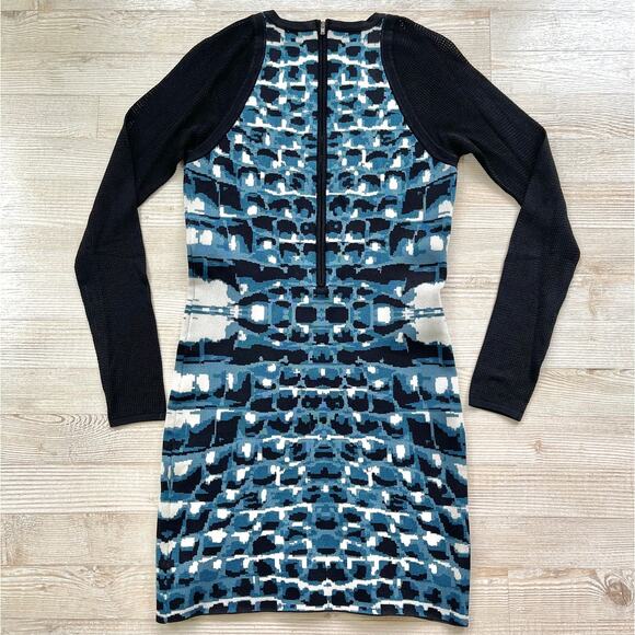 Parker Hartley Knit Long Sleeve Mini Dress | Black/Blue‎ Size Small - Picture 2 of 8
